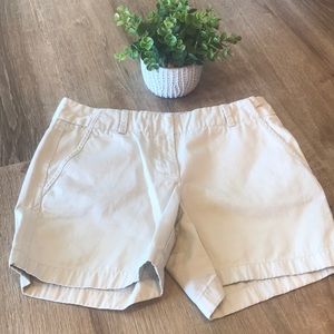Nice J. Crew size 2 Cargo Shorts! 🤍
